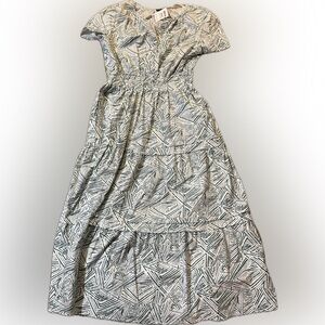 Tahari Elegant Green and White Patterned Dress Size Large - NWT